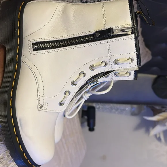 Dr. Marten’s - Picture 2 of 4